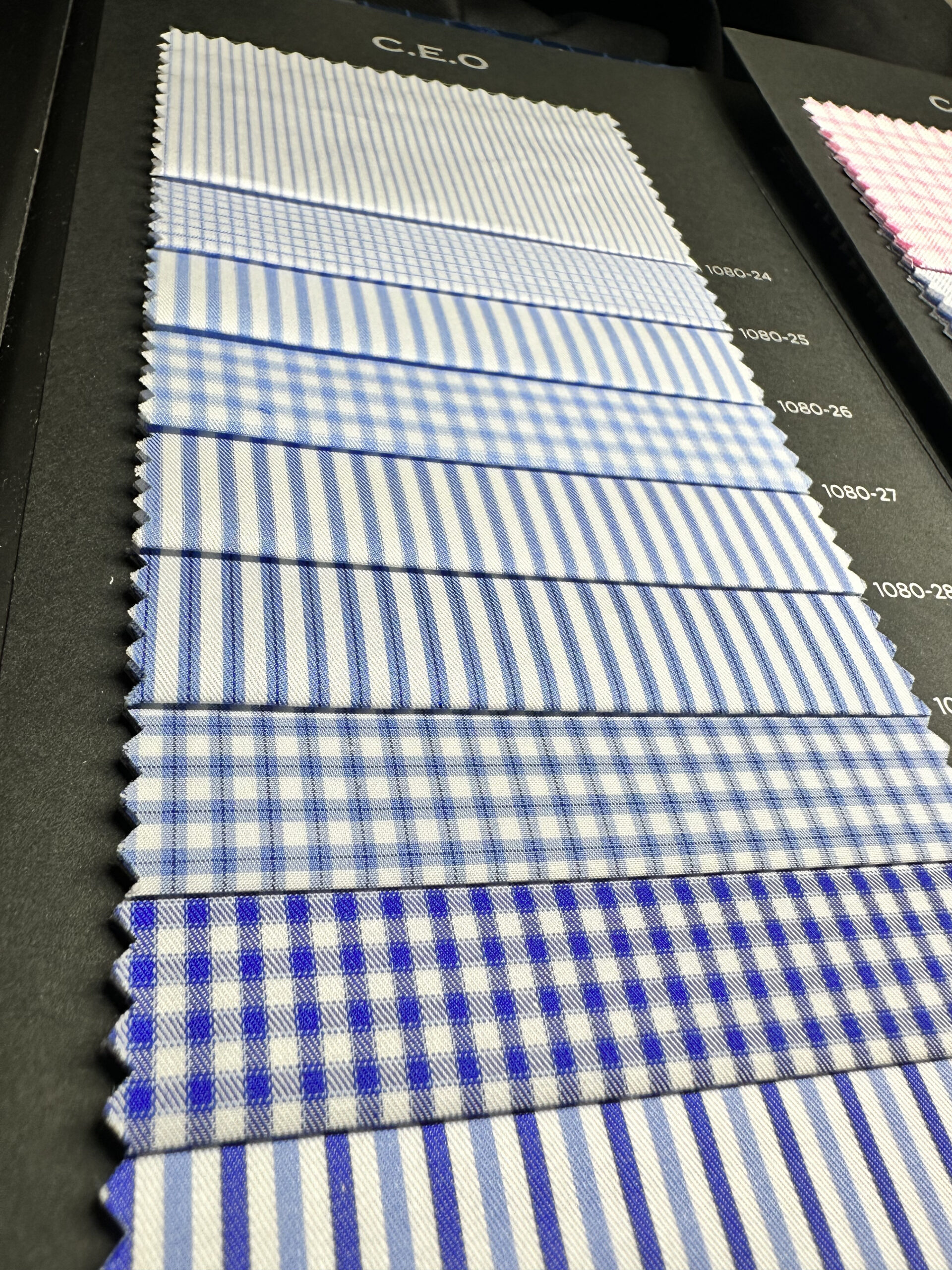 Absoluto Eliite - Repeat Portofino - 70% Super 130's Wool 30% Poly