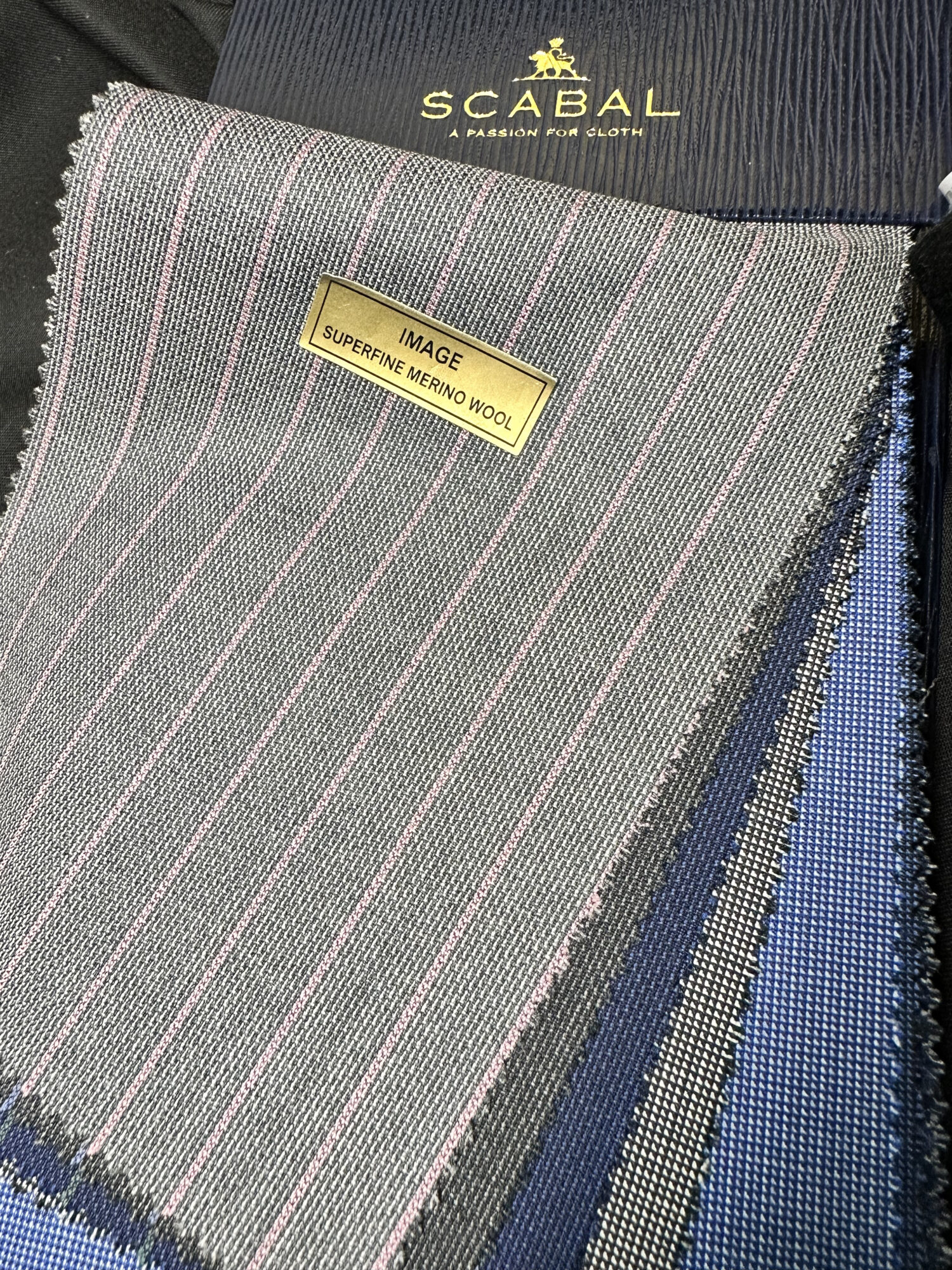 Scabal - 100% Super 100's Wool