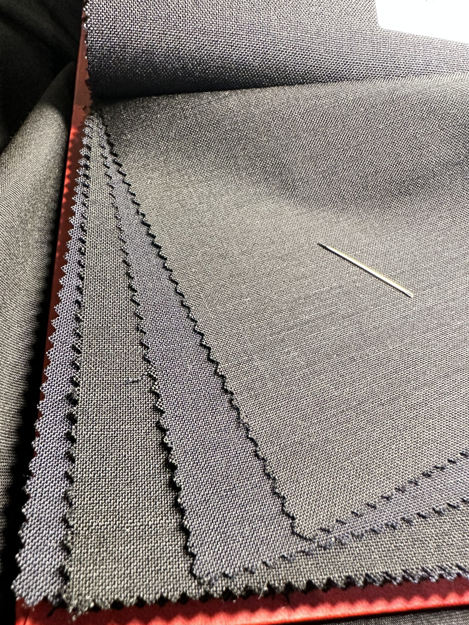 Standeven - Blackstorm - 60% Kid Mohair, 40% Super 100's Wool